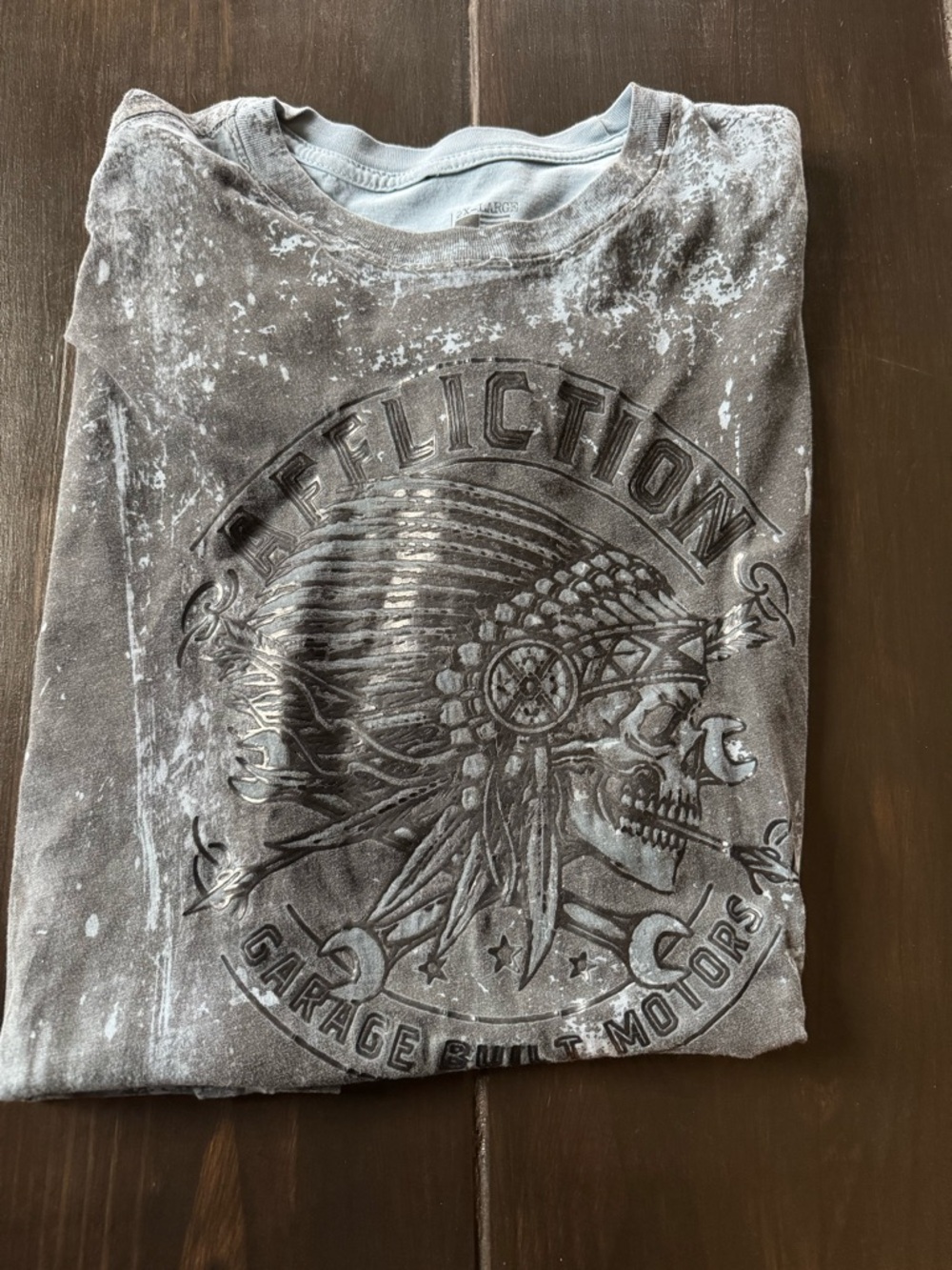 Affliction Men’s Distressed Gray Graphic Long Sleeve Tee